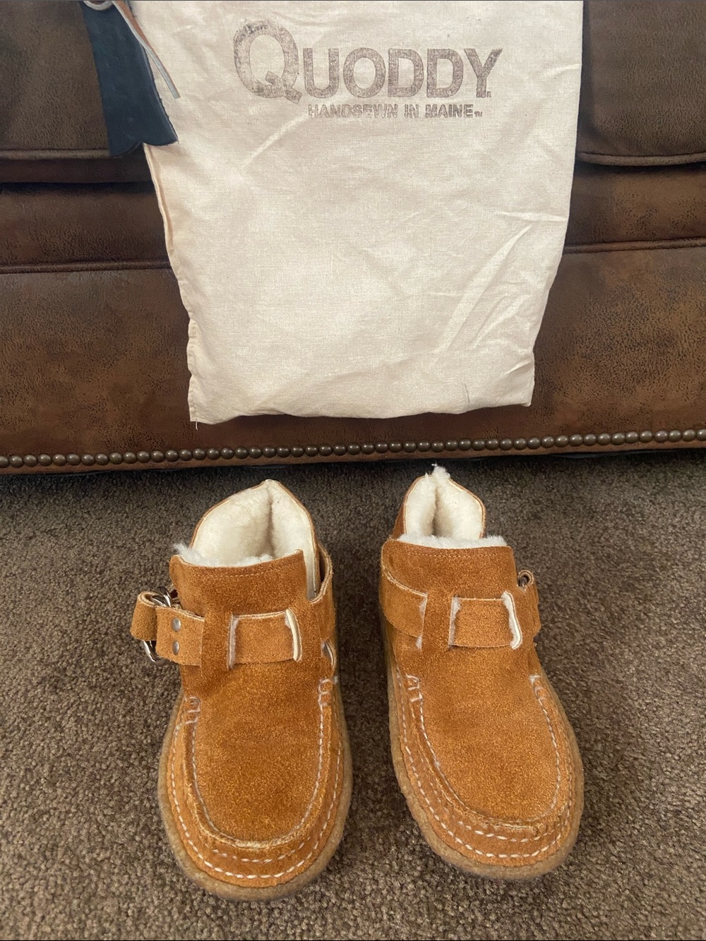 Quoddy Men's Tan Suede Shearling Chukka Boots